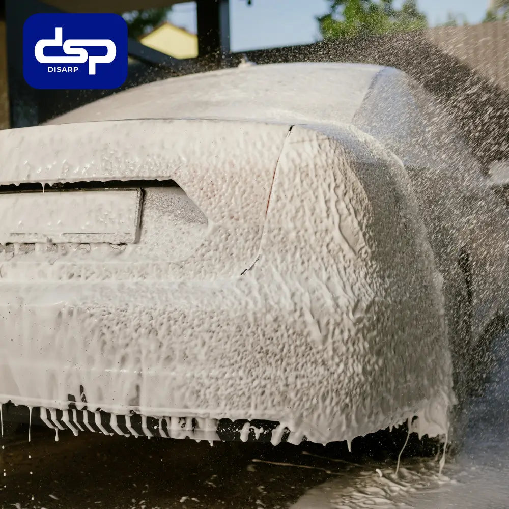 aktivna pjena za pranje auta slika auta